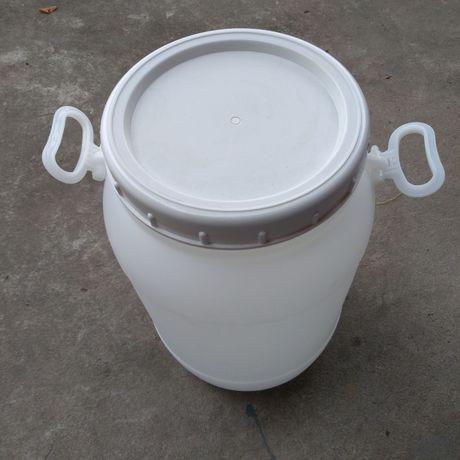 厂家直销 全新加厚pe料35l化工桶 带盖酵素桶 耐酸碱35kg塑料桶